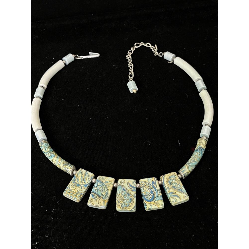 Japan Mid-Century Ceramic Paisley Bib Collar Necklace 1726